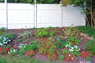 71 Vista Rd, North Haven, CT 06473 - Photo 30