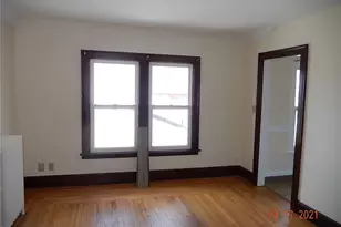 25 Pratt St, Bristol, CT 06010 - Photo 6