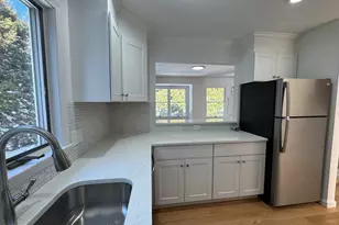 57 Dean St, Stamford, CT 06902 - Photo 6