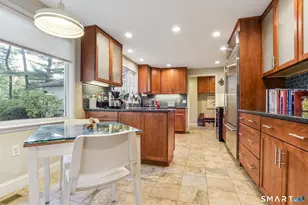 126 Hartford Tpke, Hamden, CT 06517 - Photo 16