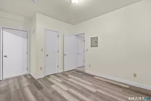 815 E Main St, Waterbury, CT 06705 - Photo 24