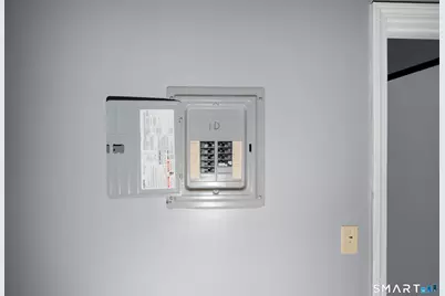 815 East Main Street, Waterbury, CT 06705 - Photo 16