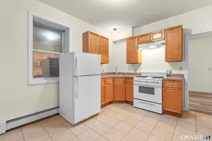 815 E Main St, Waterbury, CT 06705 - Photo 30