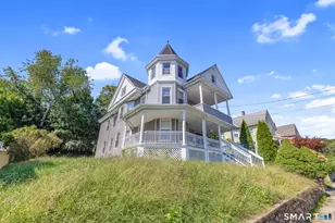 61 Garden St, Ansonia, CT 06401 - Photo 2