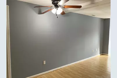 1 Russell Street #APT 19, Middletown, CT 06457 - Photo 4