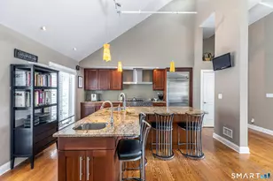 16 Sunset Dr, New Fairfield, CT 06812 - Photo 4