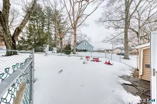 69 Lynwood Dr, Windham, CT 06226 - Photo 6