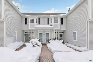 4 Rivendell Dr, Shelton, CT 06484 - Photo 2