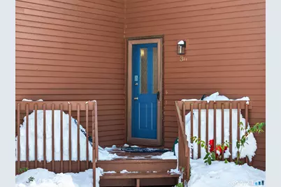 97 West Main Street #APT 36, East Lyme, CT 06357 - Photo 2