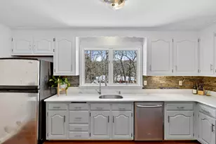 97 W Main St, East Lyme, CT 06357 - Photo 14