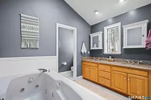 117 N Saddle Rdg, Simsbury, CT 06092 - Photo 26