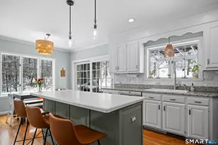 117 N Saddle Rdg, Simsbury, CT 06092 - Photo 10