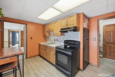 66 Maple Avenue, Windsor, CT 06095 - Photo 10