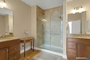638 Danbury Rd, Ridgefield, CT 06877 - Photo 18