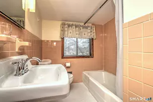 26 Hill St, Milford, CT 06460 - Photo 34