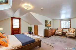 26 Hill St, Milford, CT 06460 - Photo 26