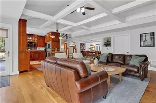 3 School St, Branford, CT 06405 - Photo 12