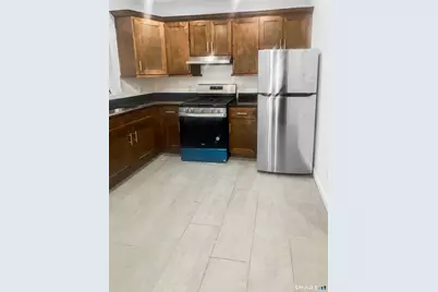 1042 Iranistan Avenue, Bridgeport, CT 06604 - Photo 6