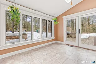 90 Hunting Hills Dr, Southington, CT 06489 - Photo 8