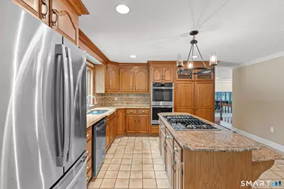 90 Hunting Hills Drive, Southington, CT 06489 - Photo 6