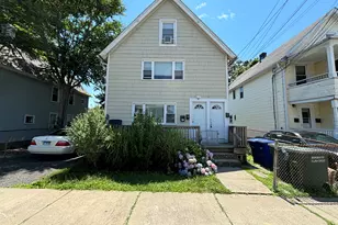 8 Jetland Pl, Bridgeport, CT 06605 - Photo 1