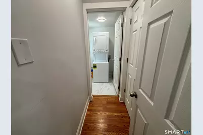 8 Jetland Place, Bridgeport, CT 06605 - Photo 20