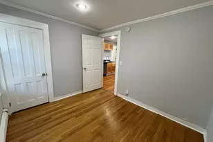 8 Jetland Pl, Bridgeport, CT 06605 - Photo 18