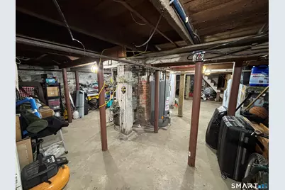 8 Jetland Place, Bridgeport, CT 06605 - Photo 32