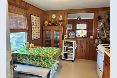 42 Sea Breeze Avenue, East Lyme, CT 06357 - Photo 4