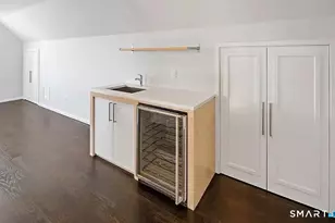 24 Avery St, Stamford, CT 06902 - Photo 20