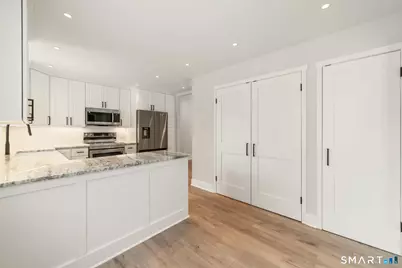 919 Heritage Village #B, Southbury, CT 06488 - Photo 4