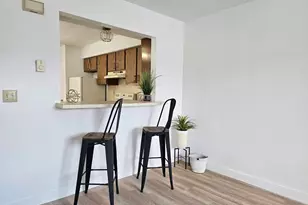 975 Meriden Rd, Waterbury, CT 06705 - Photo 6