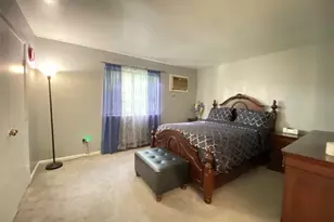 19 Somers St, Danbury, CT 06810 - Photo 12