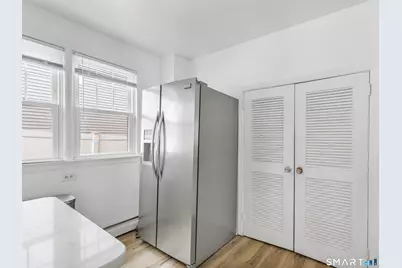 8 Parkland Place, Milford, CT 06460 - Photo 12