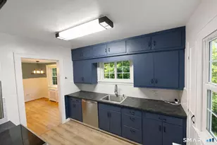 483 Charles St, Torrington, CT 06790 - Photo 10