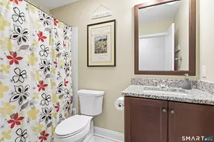 23 Putnam Ln, Danbury, CT 06810 - Photo 20