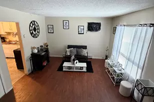 11 Fox St, Waterbury, CT 06708 - Photo 8