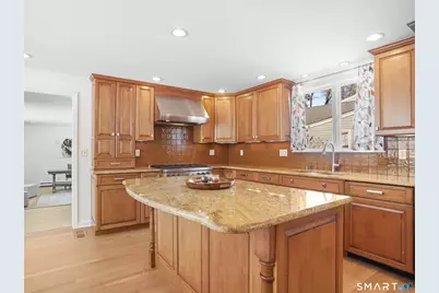 32 Bauer Place Extension, Westport, CT 06880 - Photo 8