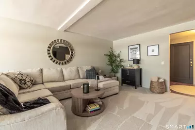 30 Outlook Avenue #APT 104, West Hartford, CT 06119 - Photo 6