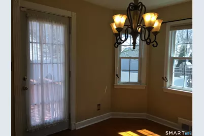 11 Fairlea Avenue, Stratford, CT 06614 - Photo 8