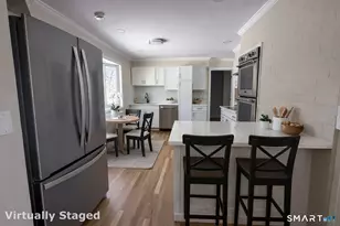 32 Redwood Dr, Bethel, CT 06801 - Photo 4