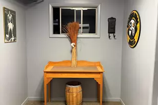 105 Cleveland Ave, Bridgeport, CT 06606 - Photo 16