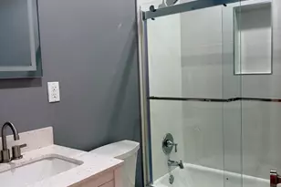 105 Cleveland Ave, Bridgeport, CT 06606 - Photo 12