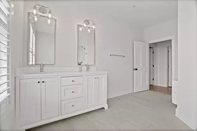 185 Main Street #APT 301, East Lyme, CT 06357 - Photo 26