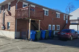 25 Norris St, Waterbury, CT 06705 - Photo 2