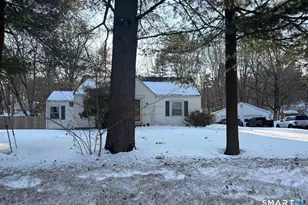 39 S Windham Rd, Windham, CT 06226 - Photo 2