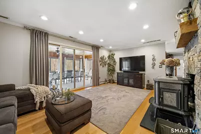 886 Maribou Court, Cheshire, CT 06410 - Photo 8