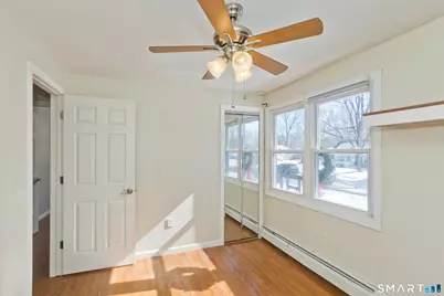 25A Queen Street, Enfield, CT 06082 - Photo 18