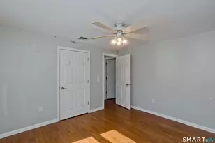 25A Queen St, Enfield, CT 06082 - Photo 26