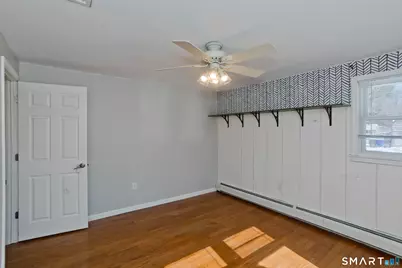 25A Queen Street, Enfield, CT 06082 - Photo 28